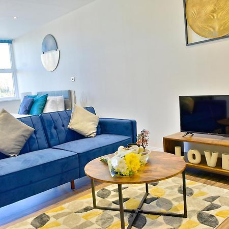 Stunning Apartment Near Citycentre & Oracle Reading Exterior photo